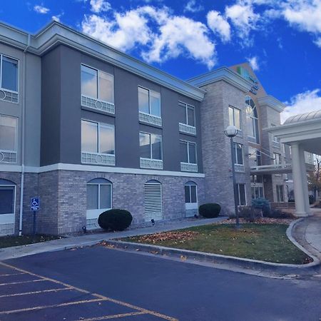 Holiday Inn Express Hotel & Suites Idaho Falls By Ihg Bagian luar foto