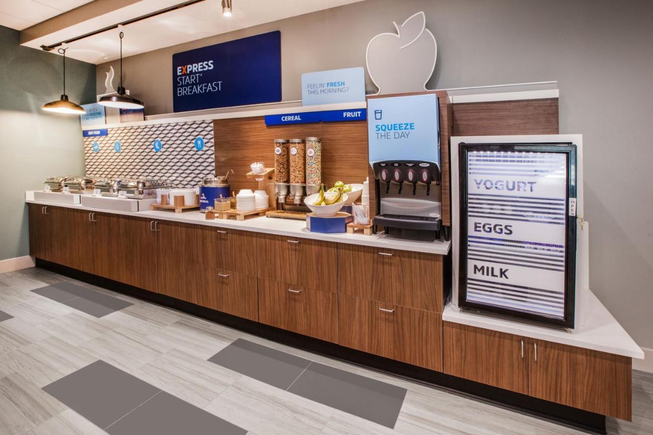 Holiday Inn Express Hotel & Suites Idaho Falls By Ihg Bagian luar foto