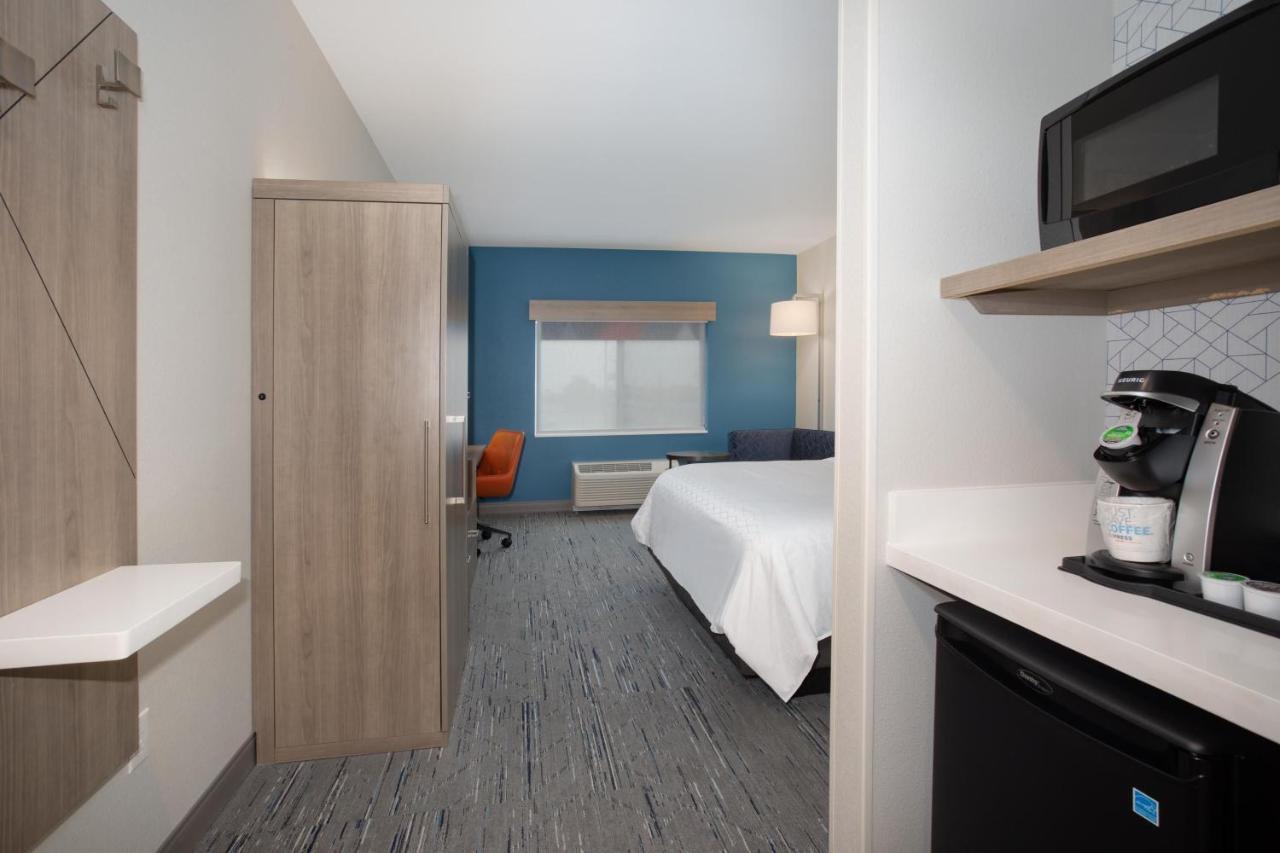Holiday Inn Express Hotel & Suites Idaho Falls By Ihg Bagian luar foto