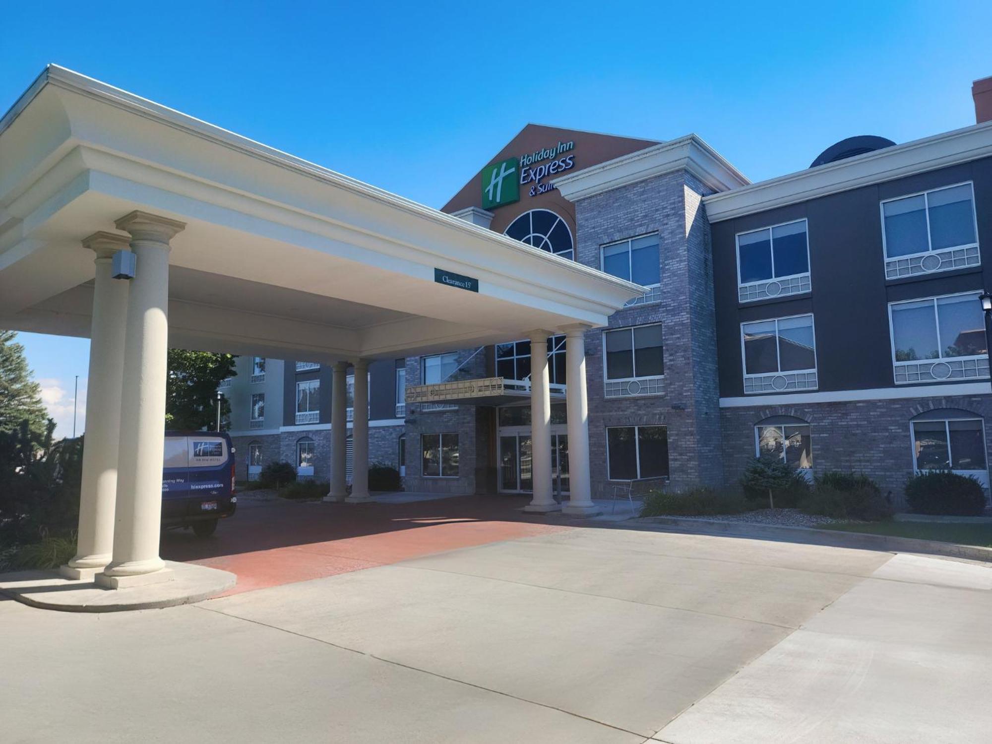 Holiday Inn Express Hotel & Suites Idaho Falls By Ihg Bagian luar foto
