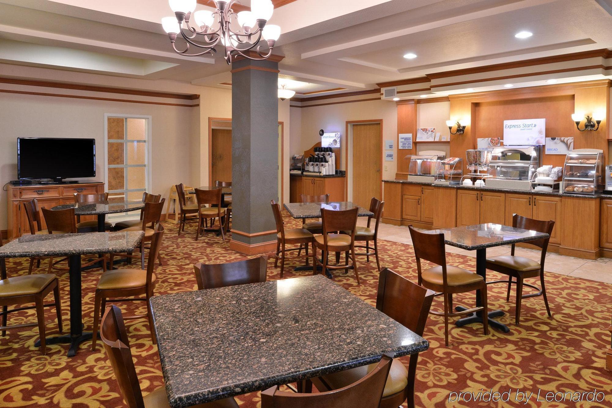 Holiday Inn Express Hotel & Suites Idaho Falls By Ihg Bagian luar foto