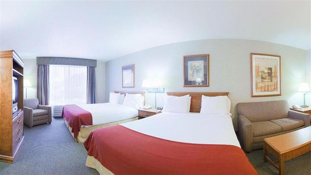 Holiday Inn Express Hotel & Suites Idaho Falls By Ihg Bagian luar foto