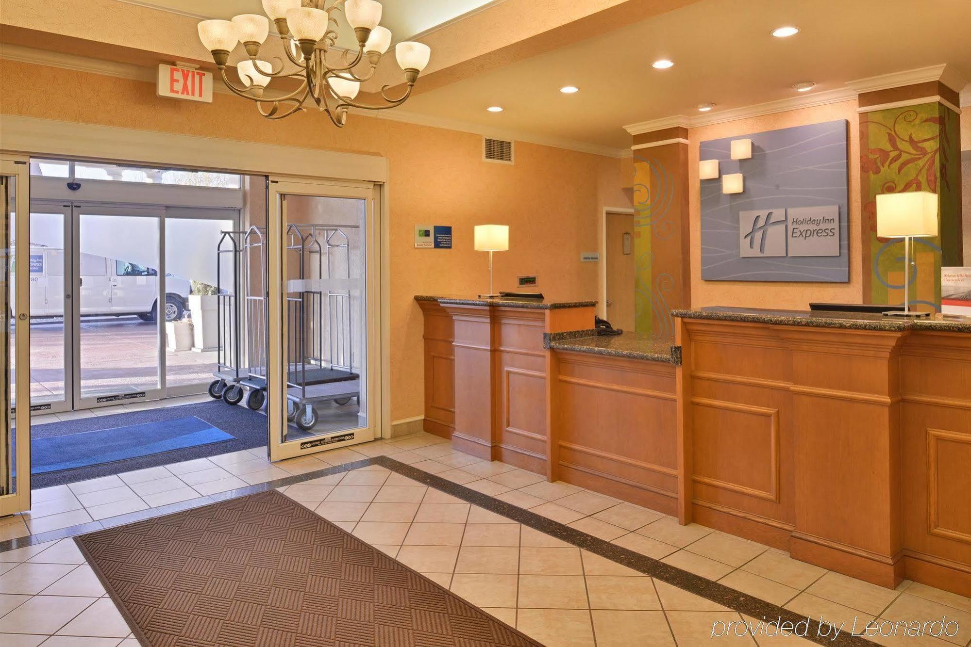 Holiday Inn Express Hotel & Suites Idaho Falls By Ihg Bagian luar foto