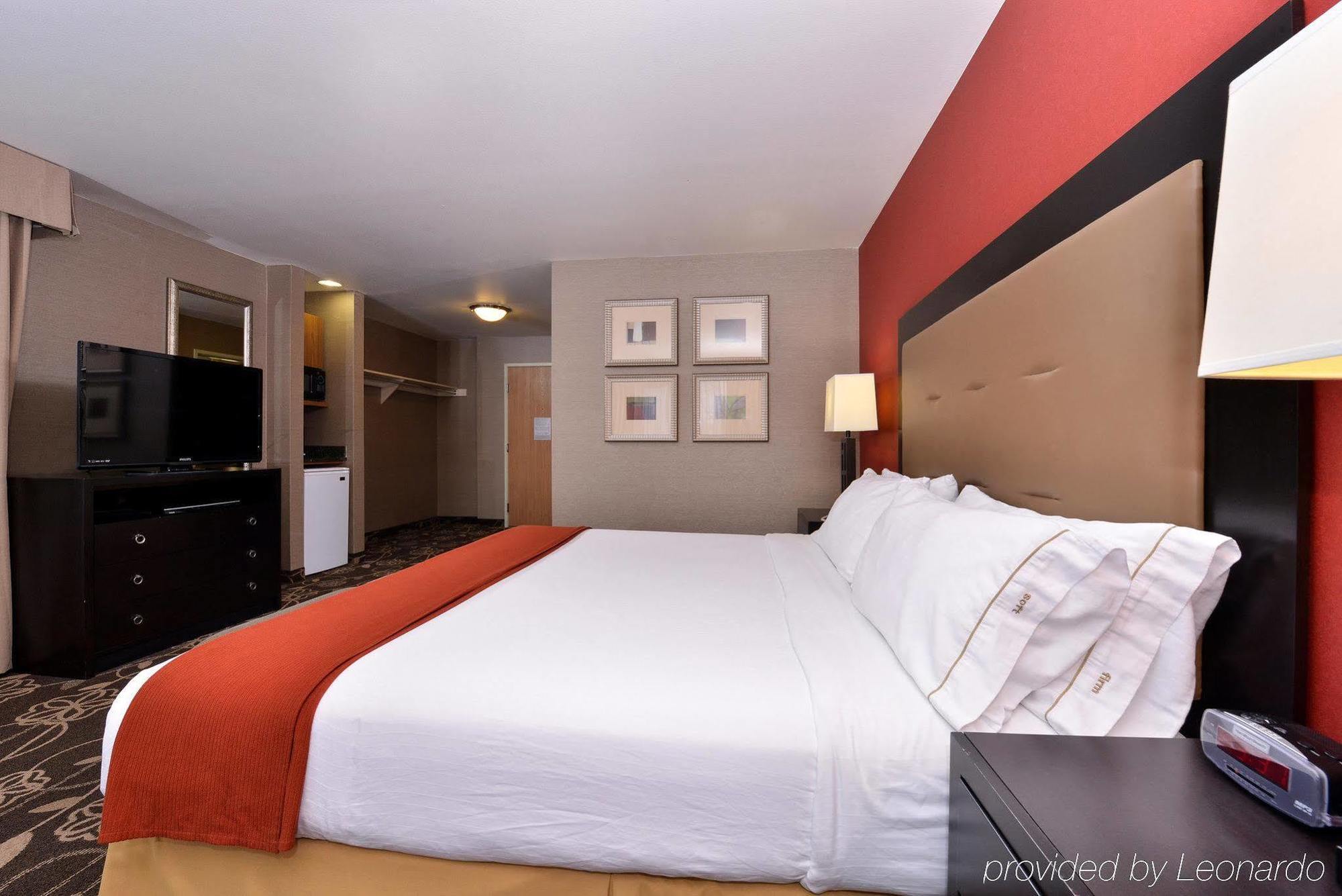 Holiday Inn Express Hotel & Suites Idaho Falls By Ihg Bagian luar foto